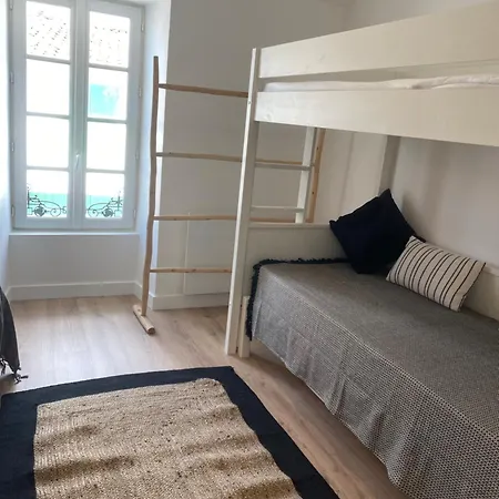 Hébergement de vacances Maison De *